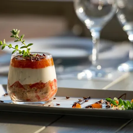 Lagomandra Luxury With Private Pools Resort *