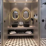 Lagomandra Luxury With Private Pools *