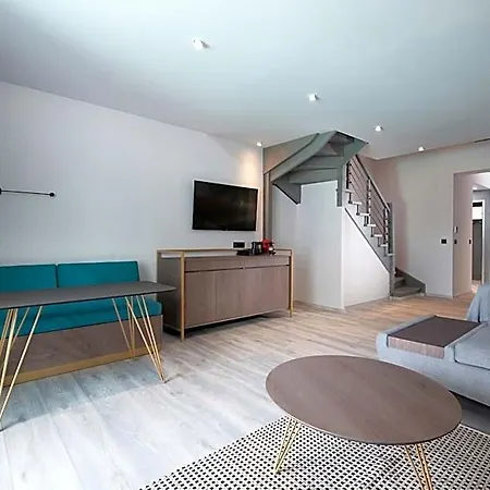 Feriested Lagomandra Luxury With Private Pools