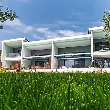 Lagomandra Luxury With Private Pools Resort Nikiti (Sithonia)