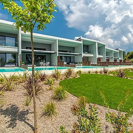 Resort Lagomandra Luxury With Private Pools *