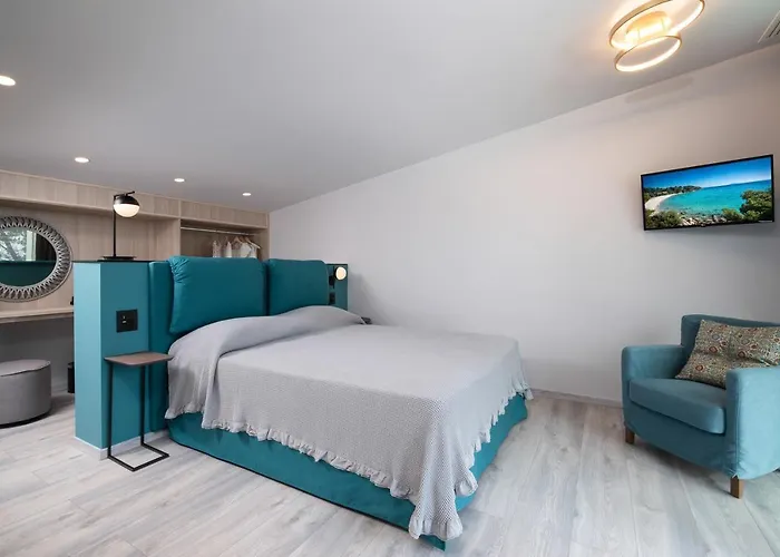 Lagomandra Luxury With Private Pools * Nikiti (Sithonia)