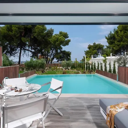 Lagomandra Luxury With Private Pools 리조트