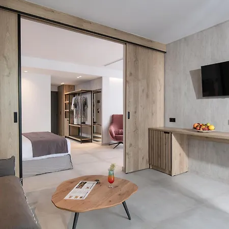 Lagomandra Luxury With Private Pools 리조트